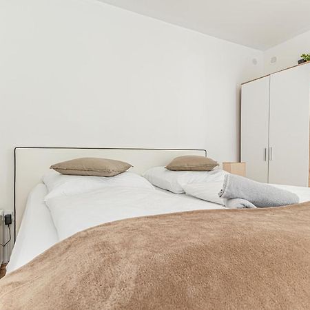 City Vibes: 1Br Apt, 10 Min To Westbahnhof Wien Exterior foto